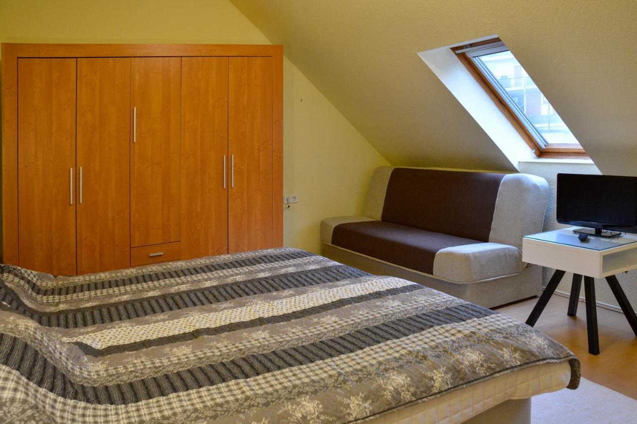 Afrodite Apartmanhaz Эгер Экстерьер фото